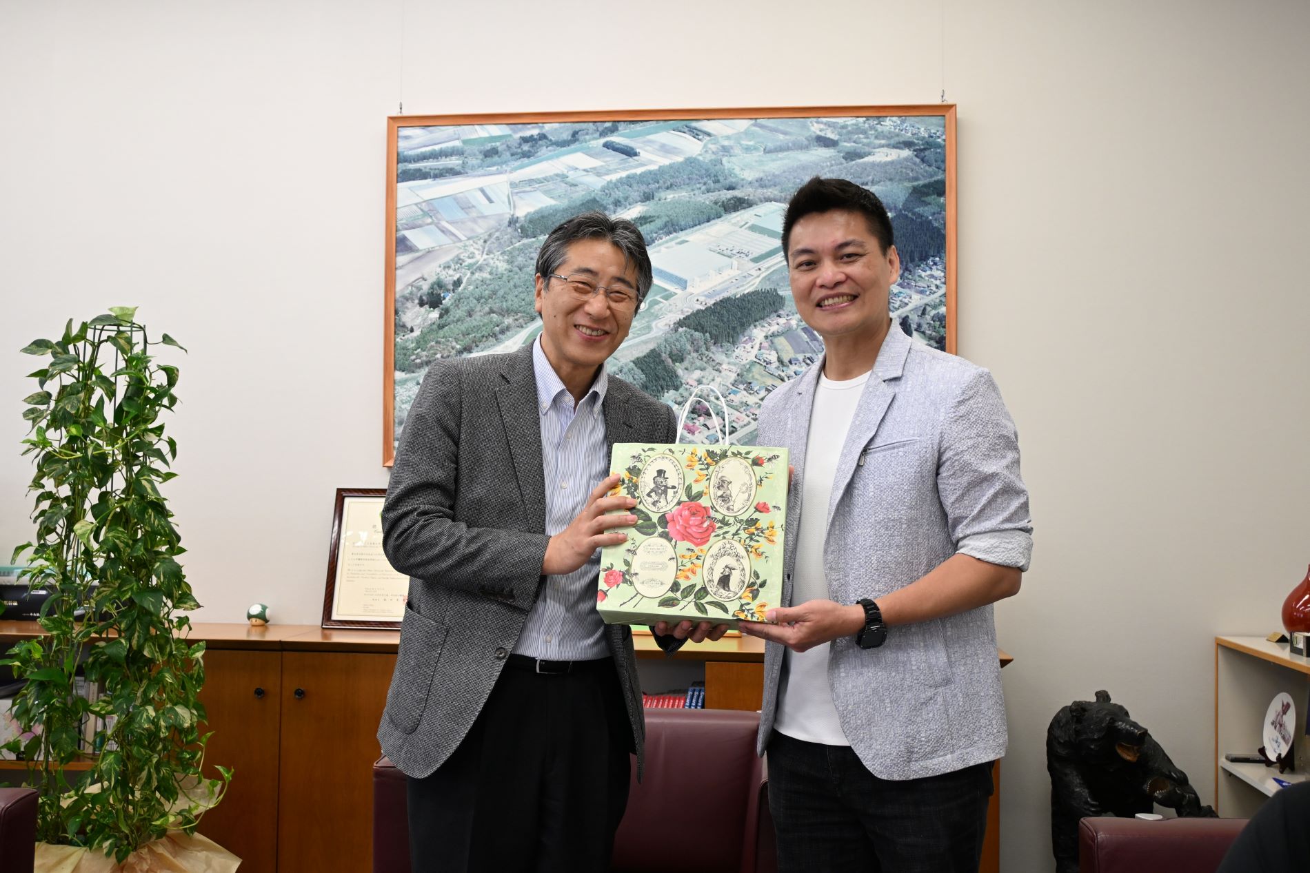 Link to 2025年資訊學院劉國有院長與日本未來大學鈴木恵二校長合作台日國際學生交流計畫